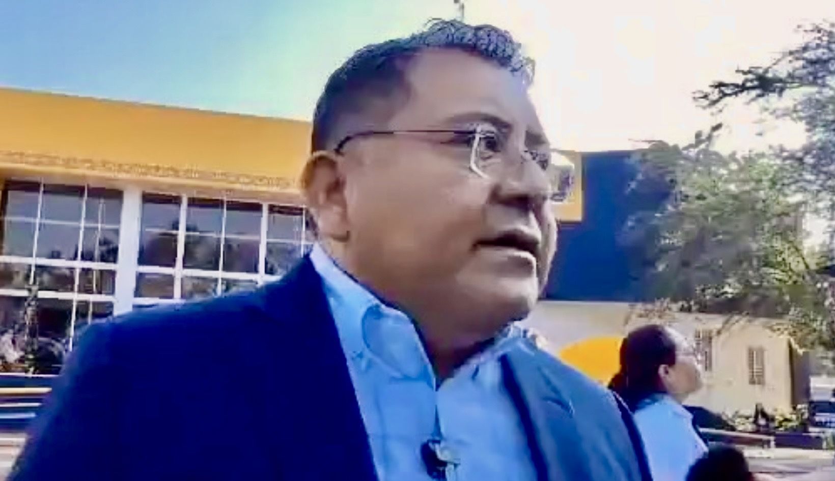 Farid Acevedo afirma que no es candidato oficial del gobernador y destaca su trayectoria en UABJO
