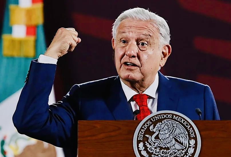 Tensión en Morena por exfuncionarios sinaloenses que se han entregado a EEUU que ponen en jaque al gobierno de Sheinbaum Tensión en Morena por exfuncionarios sinaloenses que se han entregado a EEUU que ponen en jaque al gobierno de Sheinbaum