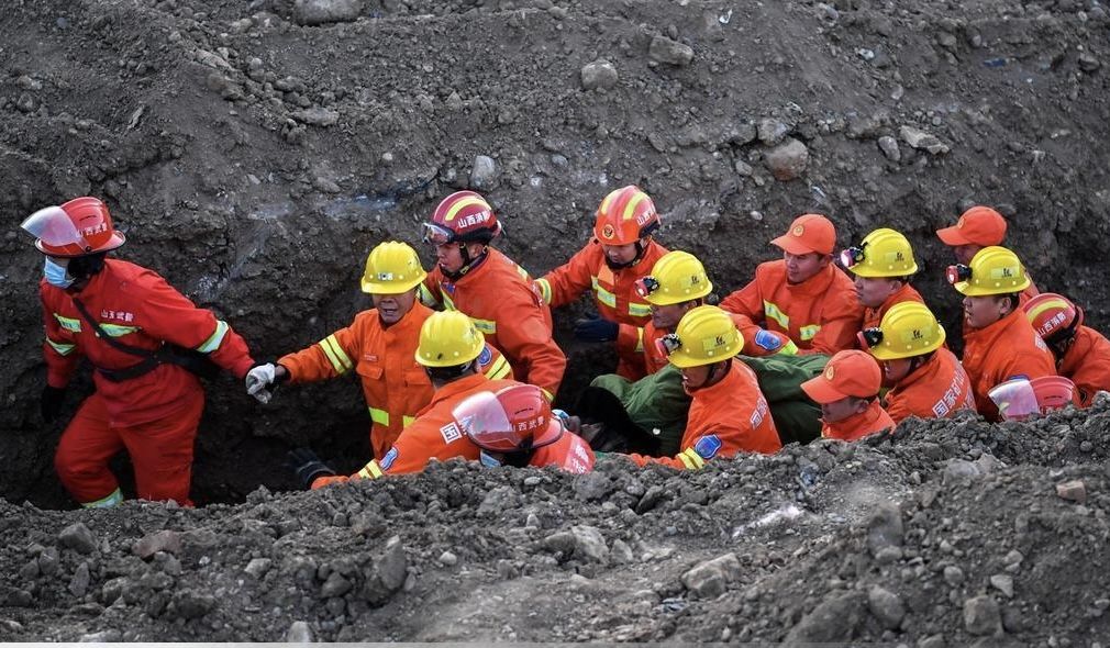Explosión de gas en una mina de Liushenyu, Shanxi, deja noventa muertos y conmociona a China