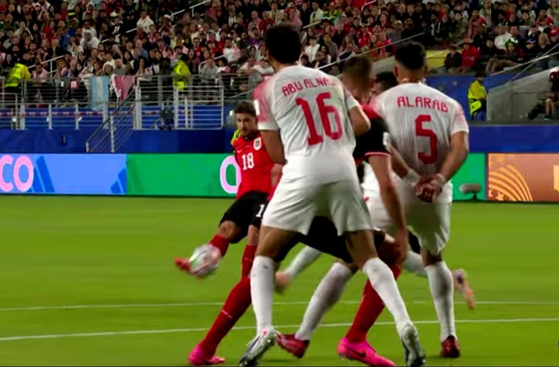 Austria vence 3-1 a Jordania en histórico debut mundialista con goles de Schmid y Arnautović Austria vence 3-1 a Jordania en histórico debut mundialista con goles de Schmid y Arnautović