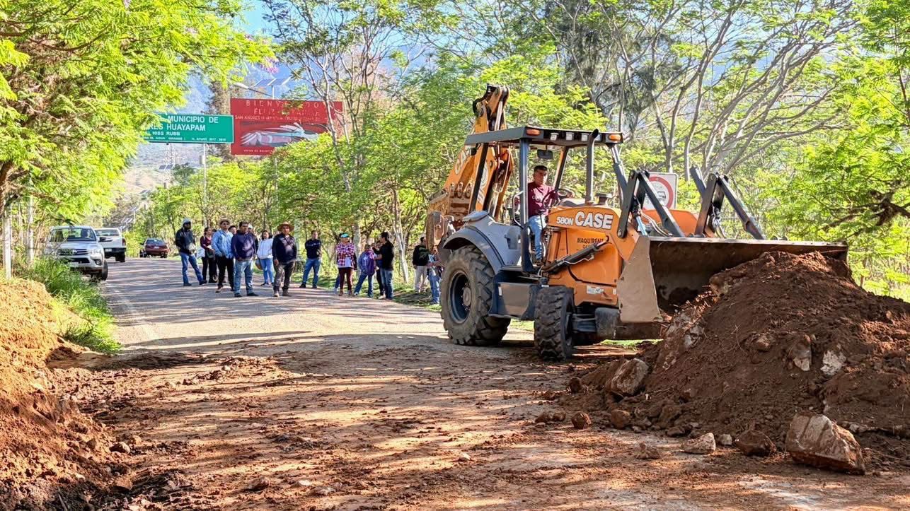 Reabren la carretera principal de acceso a Huayápam, en Oaxaca, tras más de siete meses de bloqueo