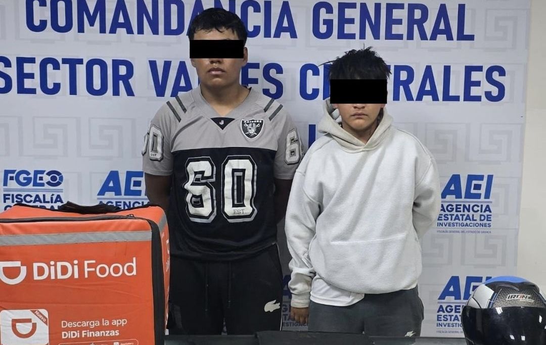 Caen dos sujetos en Oaxaca por robos violentos; fingían ser repartidores para asaltar en motocicleta