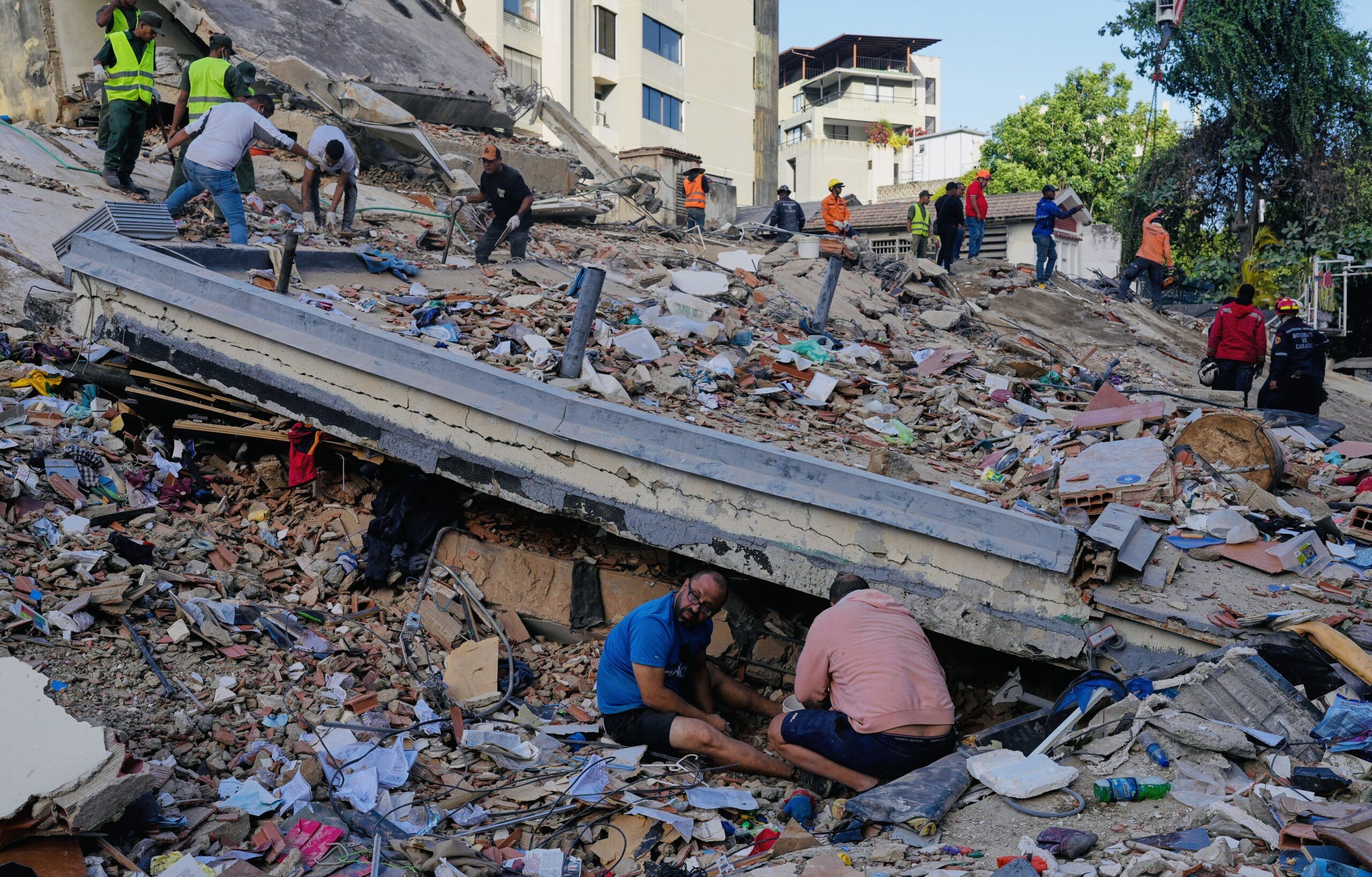 La tragedia de Venezuela en cifras: mil 450 muertos y 3 mil 600 heridos con hospitales desbordados