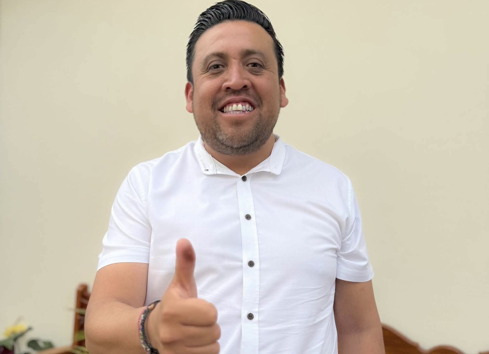 Atentado en Miahuatlán deja muerto a escolta PABIC y deja herido al exalcalde José Alberto Martínez Atentado en Miahuatlán deja muerto a escolta PABIC y deja herido al exalcalde José Alberto Martínez