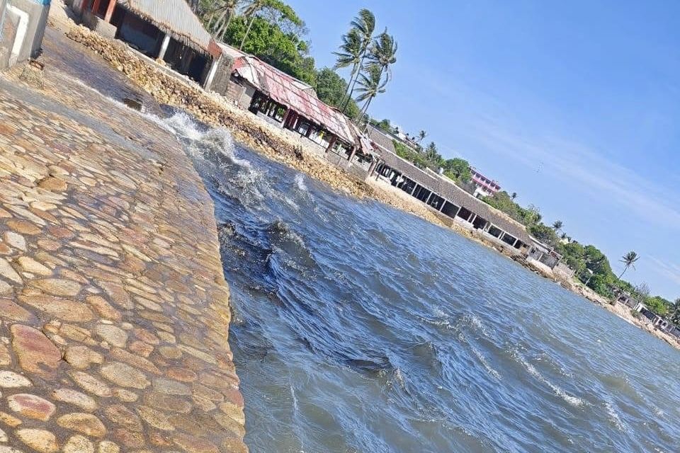 Pemex miente y minimiza grave contaminación por hidrocarburos en Bahía la Ventosa, en Oaxaca