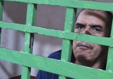 Exagente de El Camarón cumple 26 días retenido por autoridades comunitarias que exigen 215 mil pesos para liberarlo