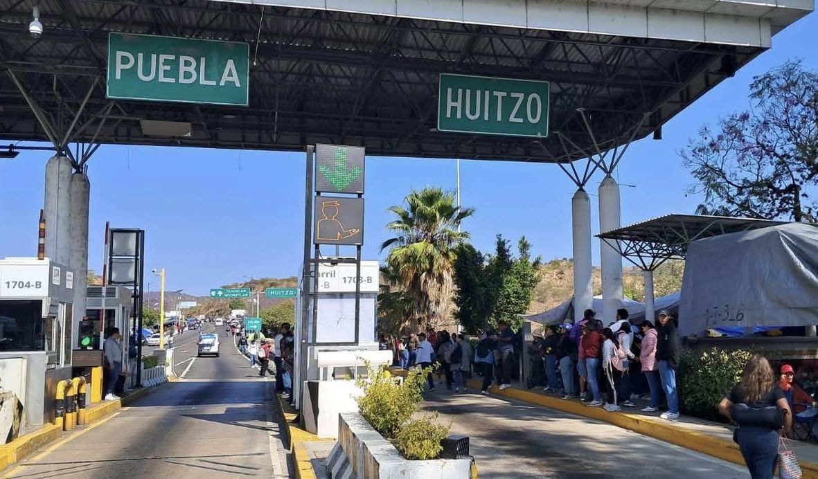 Sección 22 aislará por completo a Oaxaca este miércoles con bloqueos estratégicos; cerrarán planta de Pemex Sección 22 aislará por completo a Oaxaca este miércoles con bloqueos estratégicos; cerrarán planta de Pemex