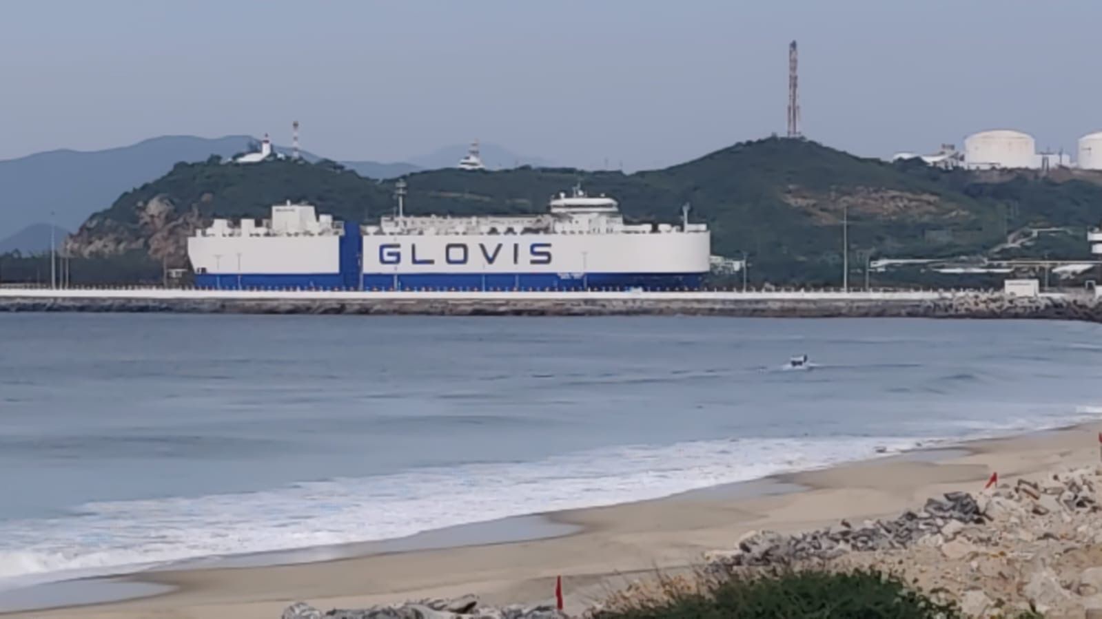 Arriba buque Glovis Condor a Salina Cruz con 3 mil vehículos Hyundai con destino hacia Estados Unidos
