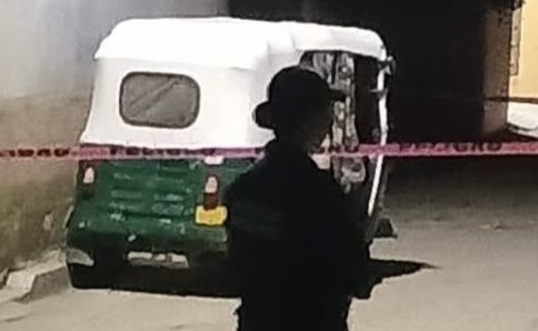 Ataque armado contra mototaxi en San Antonio Castillo Velasco, Oaxaca, deja un muerto y un lesionado grave Ataque armado contra mototaxi en San Antonio Castillo Velasco, Oaxaca, deja un muerto y un lesionado grave