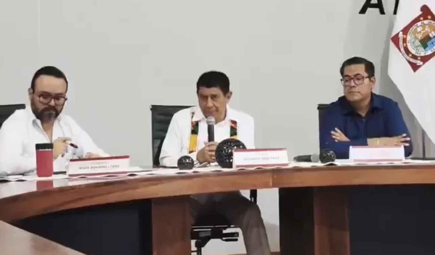 El gobernador Salomón Jara descarta licencia y se deslinda de acusaciones por asesinato del periodista Alejandro Leyva El gobernador Salomón Jara descarta licencia y se deslinda de acusaciones por asesinato del periodista Alejandro Leyva
