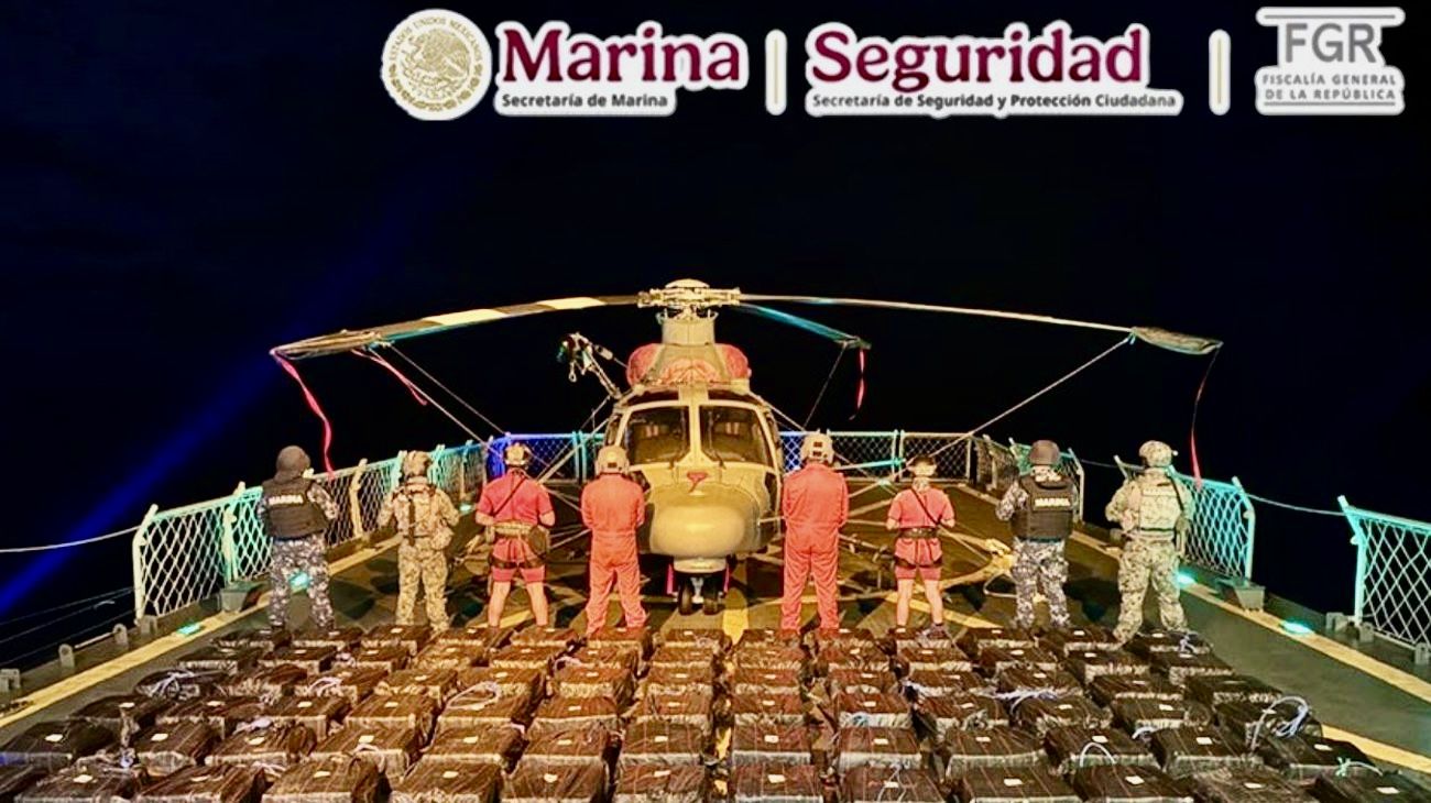 Marina asegura tres toneladas de cocaína frente a Oaxaca y detiene a cuatro narcotraficantes en operativo Marina asegura tres toneladas de cocaína frente a Oaxaca y detiene a cuatro narcotraficantes en operativo