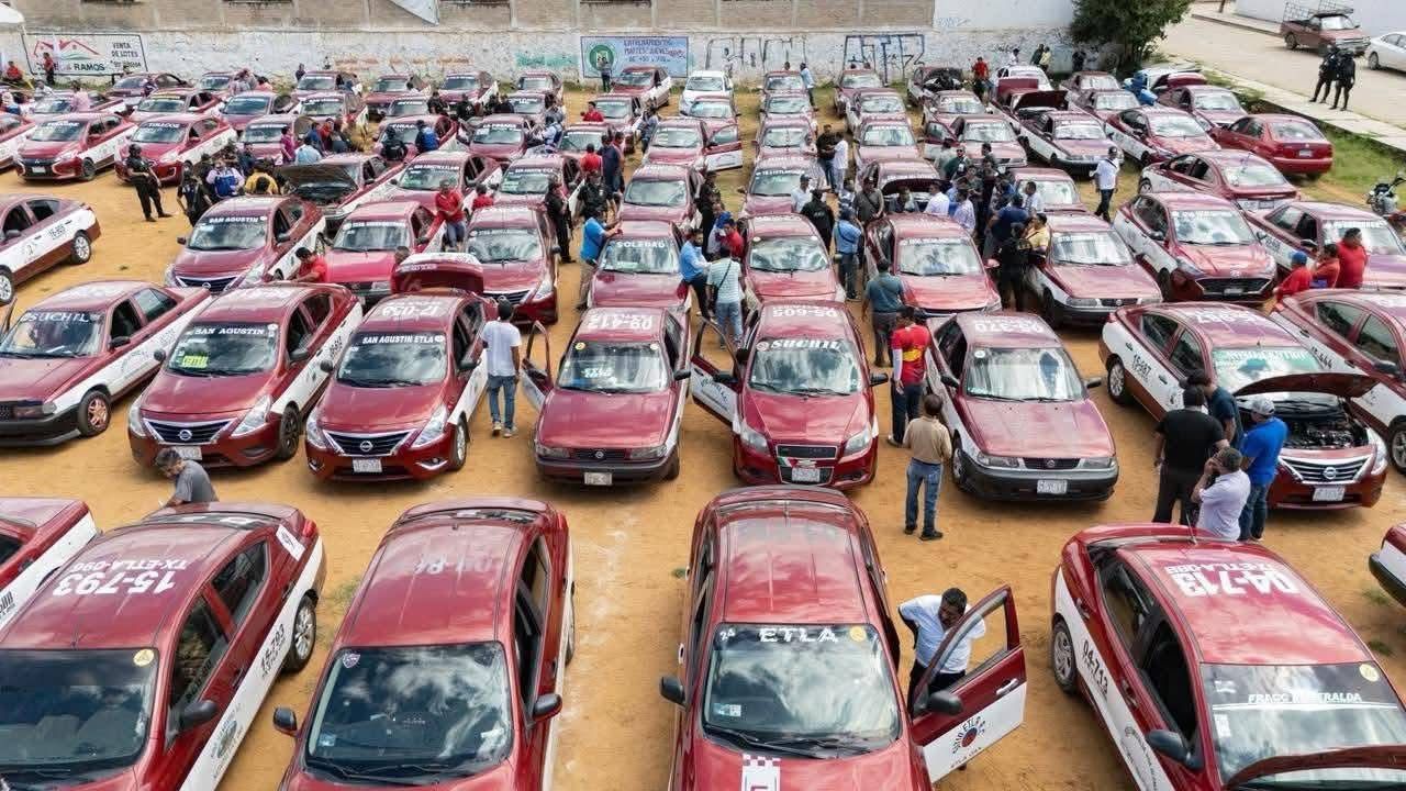 Reordenamiento del transporte público en Oaxaca avanza con acuerdos sólidos tras operativos viales en la ciudad: Gobierno de Oaxaca Reordenamiento del transporte público en Oaxaca avanza con acuerdos sólidos tras operativos viales en la ciudad: Gobierno de Oaxaca