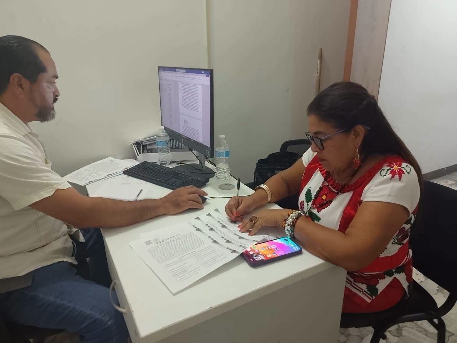 Secretaria de las Mujeres sucumbe a críticas y denuncia ante Fiscalía “campaña de difamación” que la vincula con envenenamiento de perros y gatos Secretaria de las Mujeres sucumbe a críticas y denuncia ante Fiscalía “campaña de difamación” que la vincula con envenenamiento de perros y gatos
