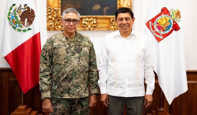 El gobernador Salomón Jara confirma nueve detenciones de líderes de la ASAEO en operativo de la Marina en Oaxaca El gobernador Salomón Jara confirma nueve detenciones de líderes de la ASAEO en operativo de la Marina en Oaxaca