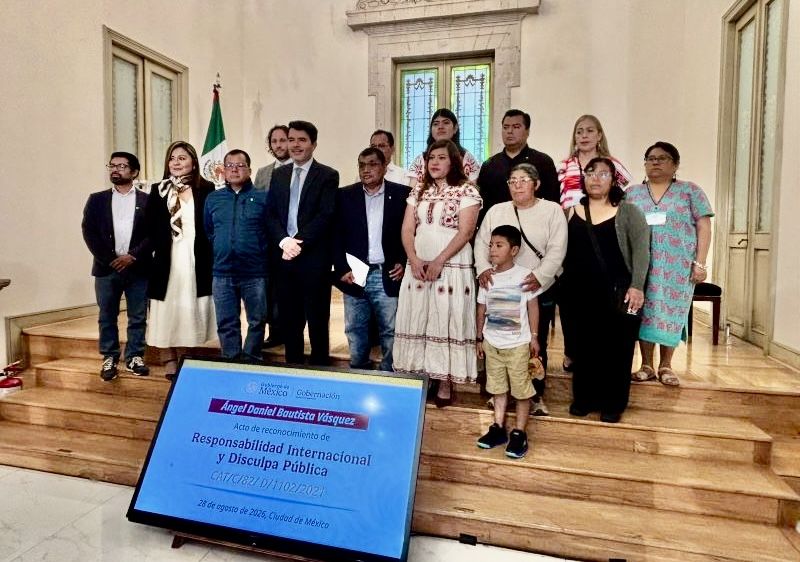 A seis años de tortura policial en Tlaxiaco, Oaxaca, el Estado mexicano ofrece disculpa a víctima y enfrenta exigencia de justicia A seis años de tortura policial en Tlaxiaco, Oaxaca, el Estado mexicano ofrece disculpa a víctima y enfrenta exigencia de justicia