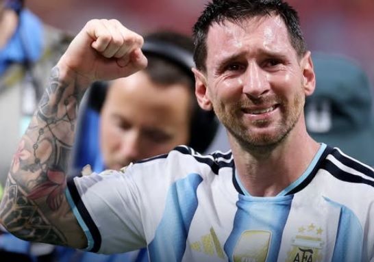 Messi confirma su retiro de la Selección de Argentina: “Duele en el alma, pero es el momento” Messi confirma su retiro de la Selección de Argentina: “Duele en el alma, pero es el momento”