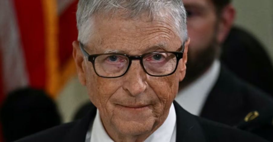 Bill Gates advierte sobre consecuencias de la IA; “destruye empleos y amenaza el vínculo de los seres humanos” Bill Gates advierte sobre consecuencias de la IA; “destruye empleos y amenaza el vínculo de los seres humanos”
