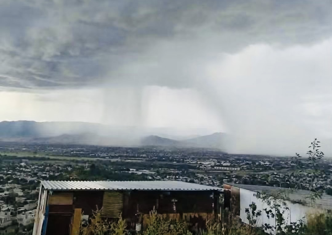 Intensa tormenta con granizo y ráfagas de viento sorprende zona sur de Oaxaca de Juárez y Santa Cruz Xoxocotlán