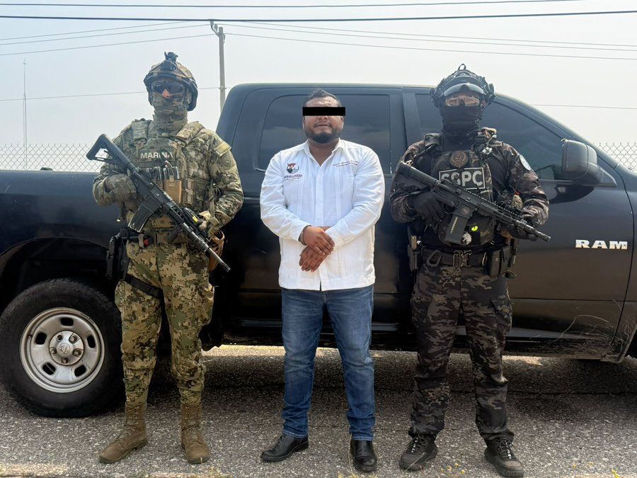 Alcalde de Juchitán es trasladado al Altiplano tras captura por extorsión y delitos contra la seguridad Alcalde de Juchitán es trasladado al Altiplano tras captura por extorsión y delitos contra la seguridad