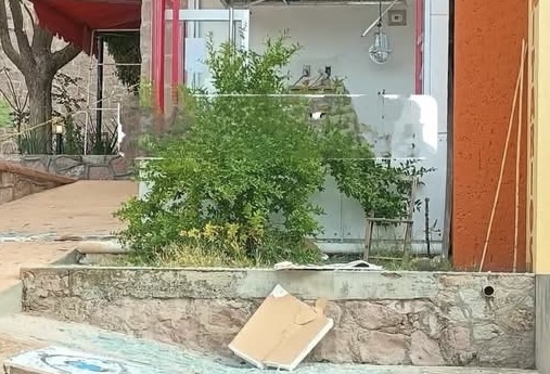 Roban cajero Banorte en la madrugada en la Villa de Mitla, en los Valles Centrales de Oaxaca; autoridades investigan Roban cajero Banorte en la madrugada en la Villa de Mitla, en los Valles Centrales de Oaxaca; autoridades investigan