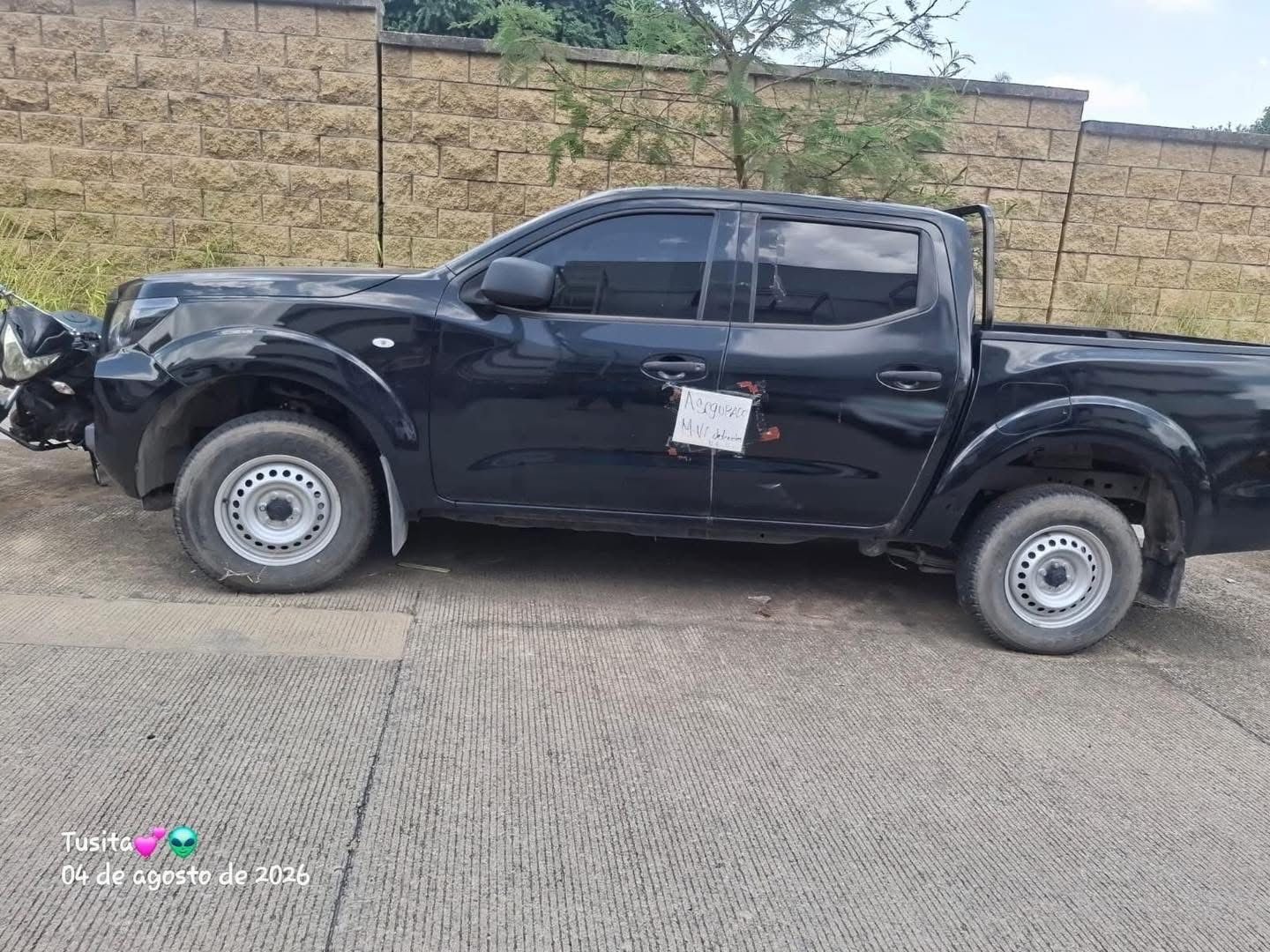 Denuncian a MP de Oaxaca por pedir 200 mil pesos para devolver camioneta Nissan Frontier asegurada