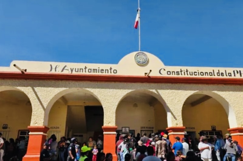 Suman siete los municipios de Oaxaca que suspenden la ceremonia del Grito, esta noche, por diversos conflictos internos Suman siete los municipios de Oaxaca que suspenden la ceremonia del Grito, esta noche, por diversos conflictos internos