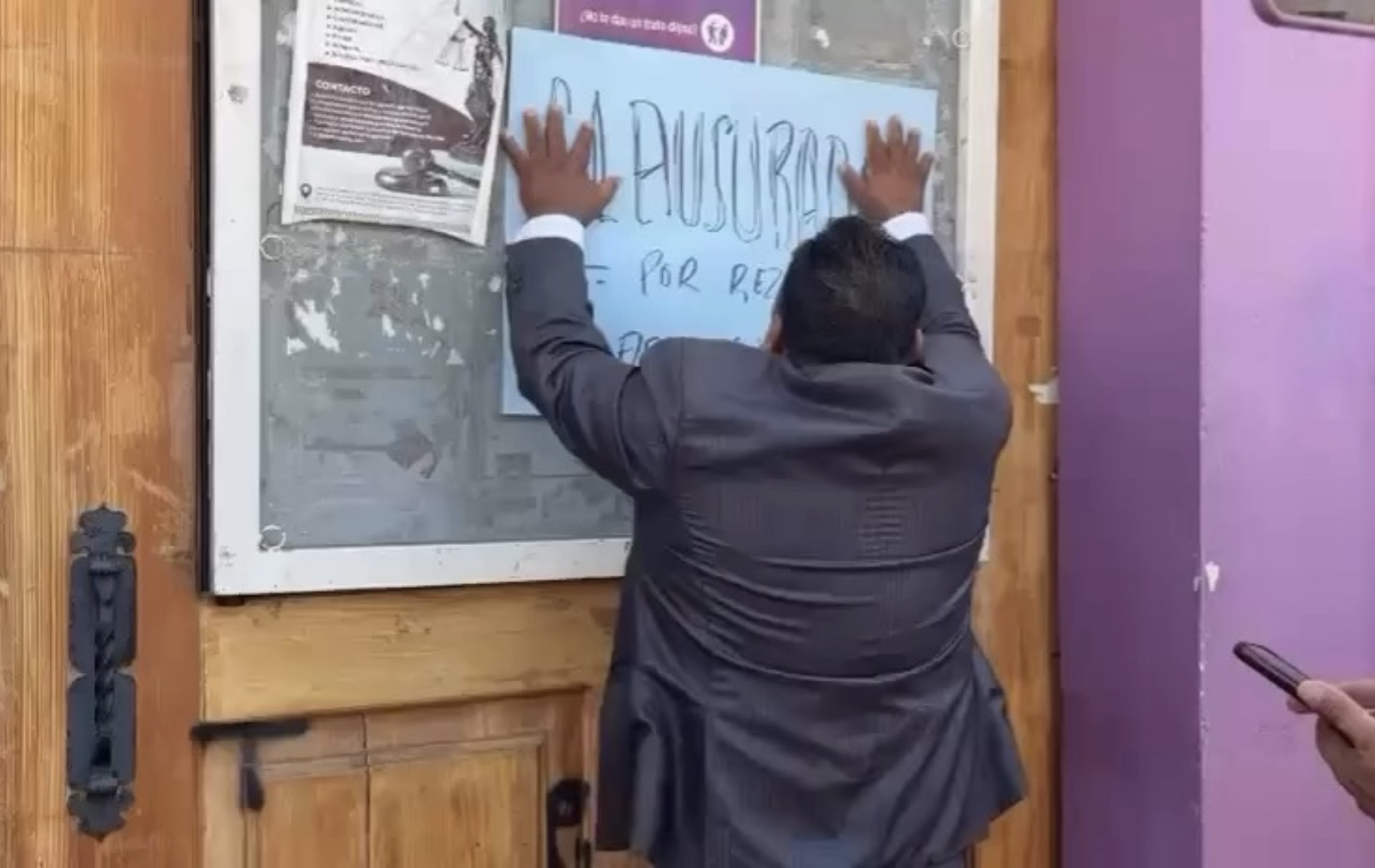 Abogados clausuran Juzgados Civiles y Familiares de Oaxaca por rezago histórico de dos mil expedientes anuales