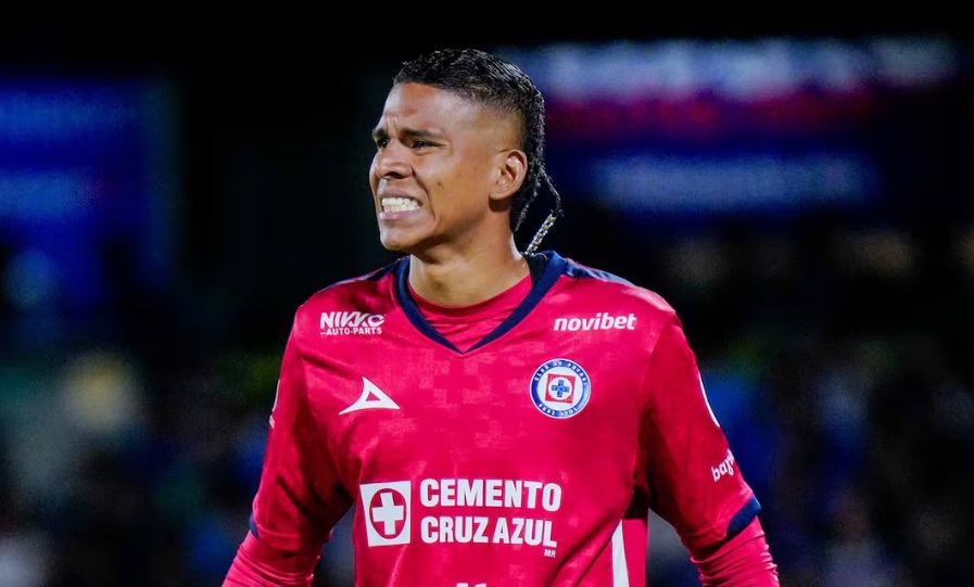 Errores de Kevin Mier con Cruz Azul desatan ola de críticas en Colombia