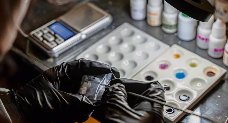 Nueva Zelanda da luz verde al uso de éxtasis para tratar estrés postraumático; es el segundo país que permite el tratamiento Nueva Zelanda da luz verde al uso de éxtasis para tratar estrés postraumático; es el segundo país que permite el tratamiento