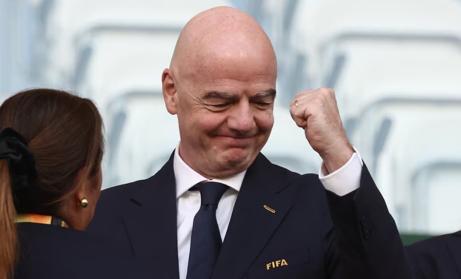 Infantino inicia conversaciones para aumentar la financiación; todas las asociaciones podrían beneficiarse Infantino inicia conversaciones para aumentar la financiación; todas las asociaciones podrían beneficiarse
