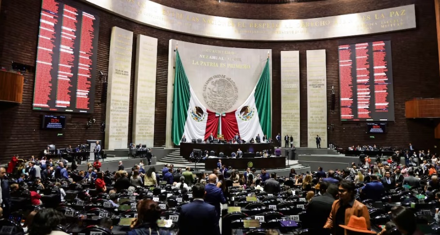 «Ley Antimemes» es avalada en comisiones de San Lázaro; IMPI perfila multas de hasta 4 mdp «Ley Antimemes» es avalada en comisiones de San Lázaro; IMPI perfila multas de hasta 4 mdp