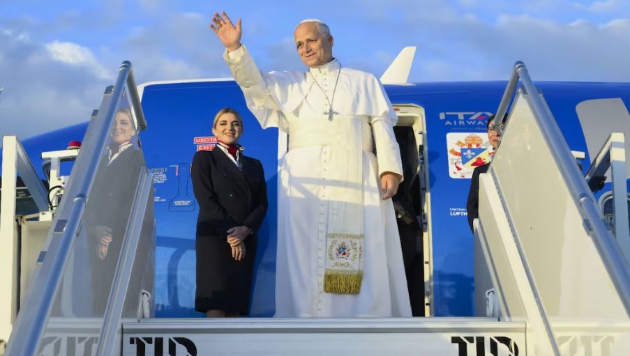 Papa León XIV advierte en Francia contra las «derivas» de la IA y la ciencia; condena la gestación subrogada y la eutanasia Papa León XIV advierte en Francia contra las «derivas» de la IA y la ciencia; condena la gestación subrogada y la eutanasia