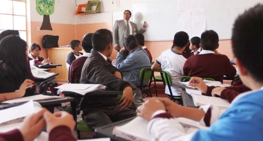 Política educativa de la 4T, bajo la lupa; PISA será la «prueba de fuego» para la Nueva Escuela Mexicana