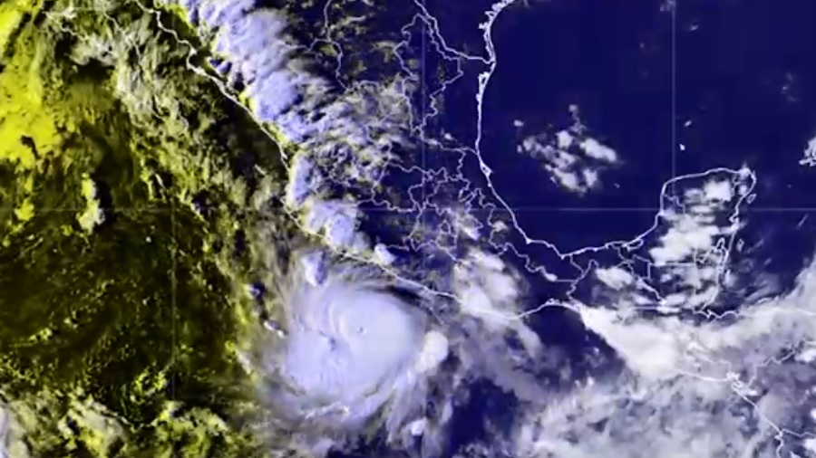 Huracán Polo se intensifica a categoría 5; Oaxaca, entre los estados afectados