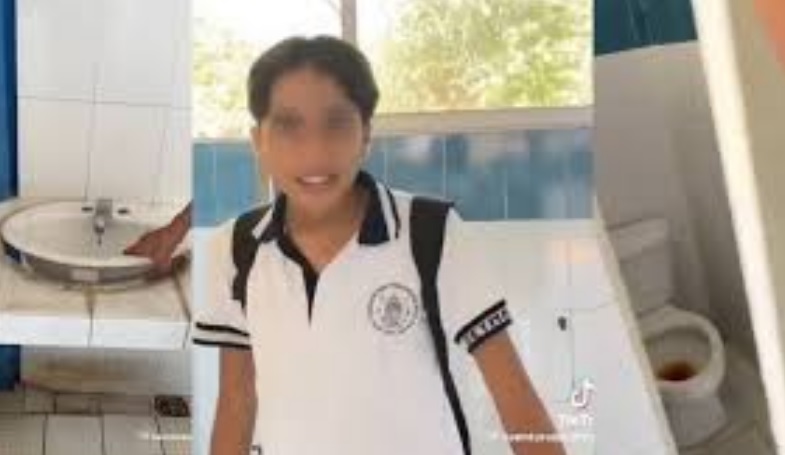 Máynez denuncia expulsión de alumno que mostró baños sin agua en escuela de Oaxaca: ‘Por decir la verdad’ Máynez denuncia expulsión de alumno que mostró baños sin agua en escuela de Oaxaca: ‘Por decir la verdad’