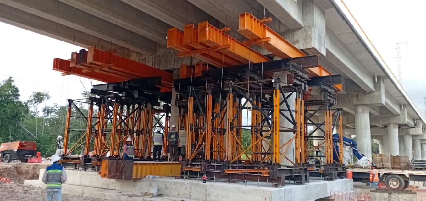 Sheinbaum atribuye incidentes del Tren Maya a «error humano»; descarta falta de mantenimiento