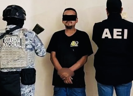 Detienen a un hombre en cateo de la Fiscalía sobre la federal 190, en Valles Centrales Detienen a un hombre en cateo de la Fiscalía sobre la federal 190, en Valles Centrales