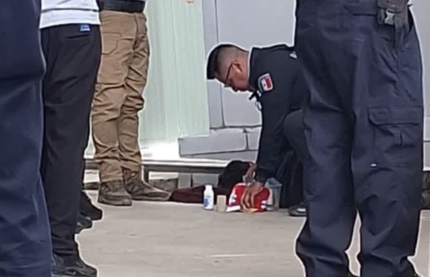 Asaltan y hieren con arma blanca a un hombre a plena luz del día en Chedraui Madero de Oaxaca de Juárez Asaltan y hieren con arma blanca a un hombre a plena luz del día en Chedraui Madero de Oaxaca de Juárez