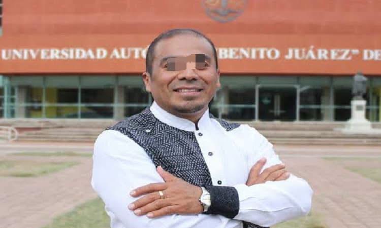 Detienen a “Chava Taquero”, coordinador de Derecho de la UABJO, y lo ponen a disposición de la FGR Detienen a “Chava Taquero”, coordinador de Derecho de la UABJO, y lo ponen a disposición de la FGR