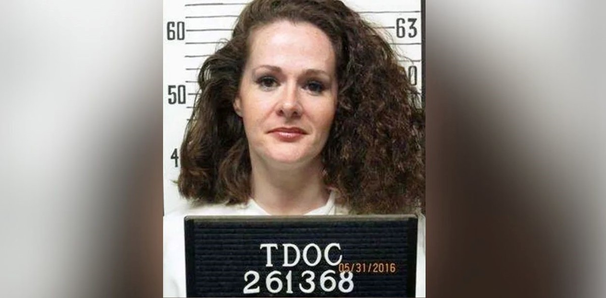 Christa Pike sobrevive a doble inyección letal en Tennessee y el gobernador suspende las ejecuciones restantes del año Christa Pike sobrevive a doble inyección letal en Tennessee y el gobernador suspende las ejecuciones restantes del año