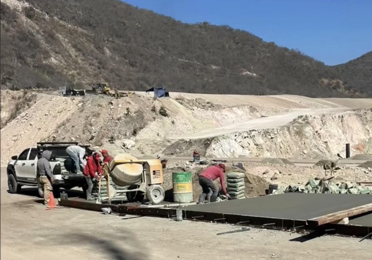 Familia Díaz Pantoja se deslinda de Luis y rechaza traslado de basura de Puerto Escondido a Tololápam, Oaxaca Familia Díaz Pantoja se deslinda de Luis y rechaza traslado de basura de Puerto Escondido a Tololápam, Oaxaca