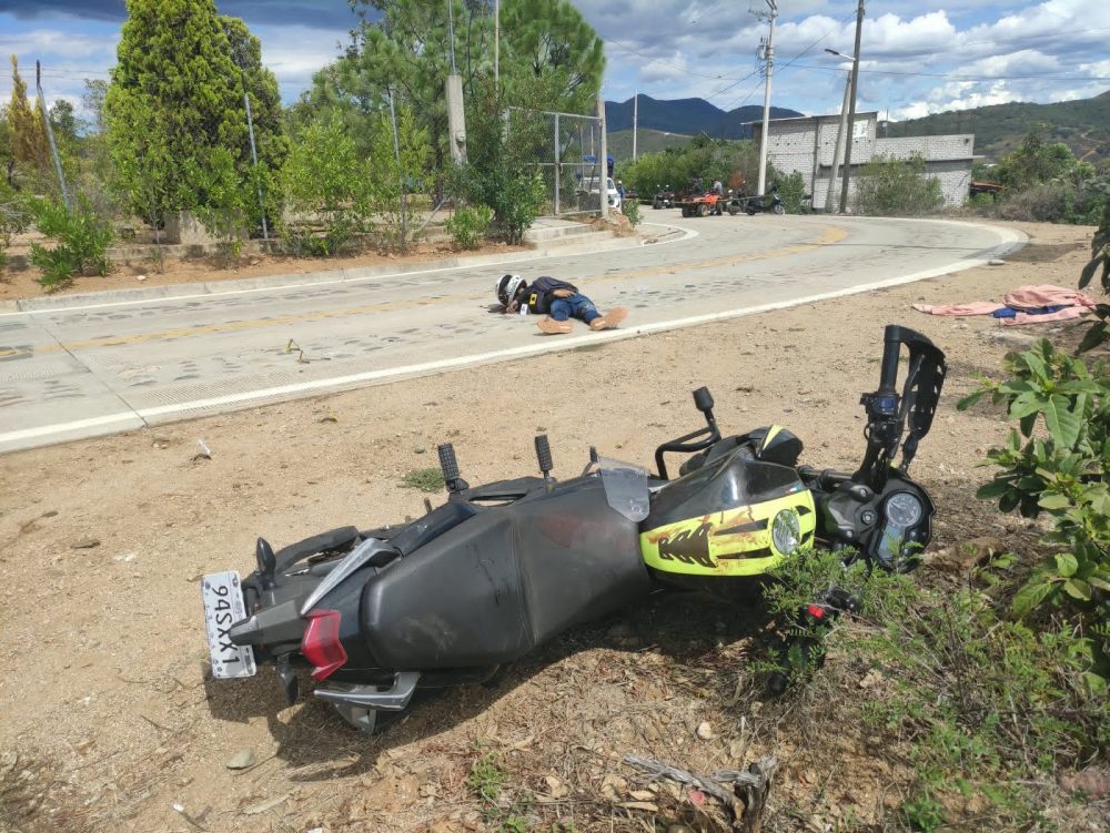 Ataque armado en San Juan Lachigalla, en la Sierra Sur de Oaxaca, deja un muerto; agresores escaparon Ataque armado en San Juan Lachigalla, en la Sierra Sur de Oaxaca, deja un muerto; agresores escaparon