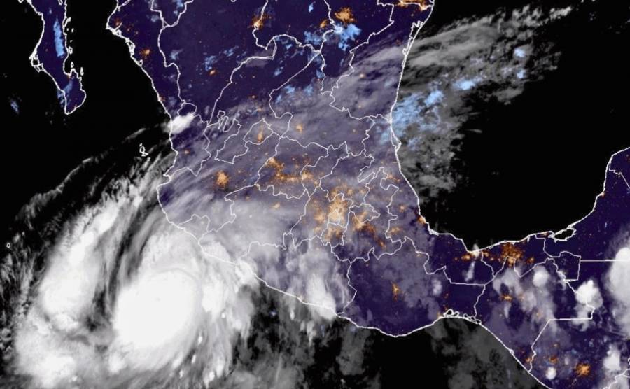 Huracán Simón categoría cuatro amenaza Jalisco y Colima: tocará tierra este domingo entre La Huerta y Tomatlán