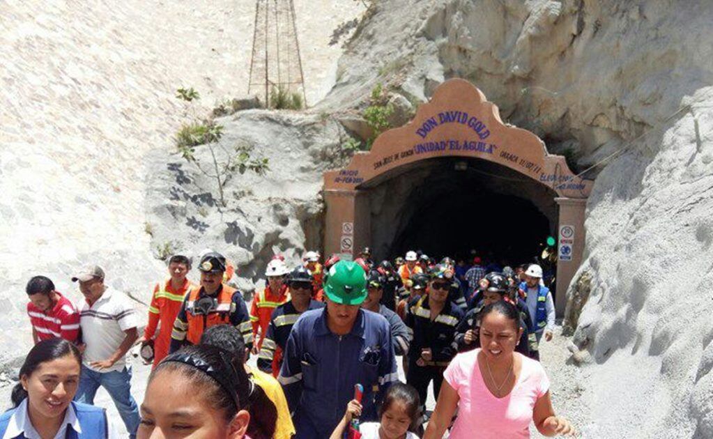 Oaxaca: Totolápam expulsa sindicatos de Don David Gold y rechaza renovación minera por denuncias de corrupción y contaminación