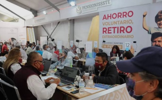 Retiros de afores por desempleo rompen récord en primeros 9 meses de 2026