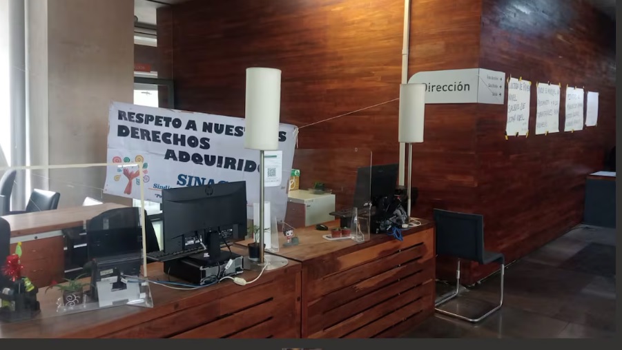 Secretaría de Cultura pide a trabajadores restablecer los servicios en Biblioteca Vasconcelos; persiste el paro laboral