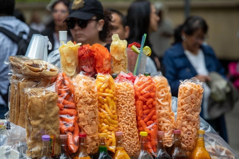 Valida Corte prohibir “comida chatarra” en escuelas y universidades