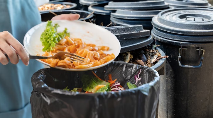 México desperdicia 30 millones de toneladas de comida al año México desperdicia 30 millones de toneladas de comida al año