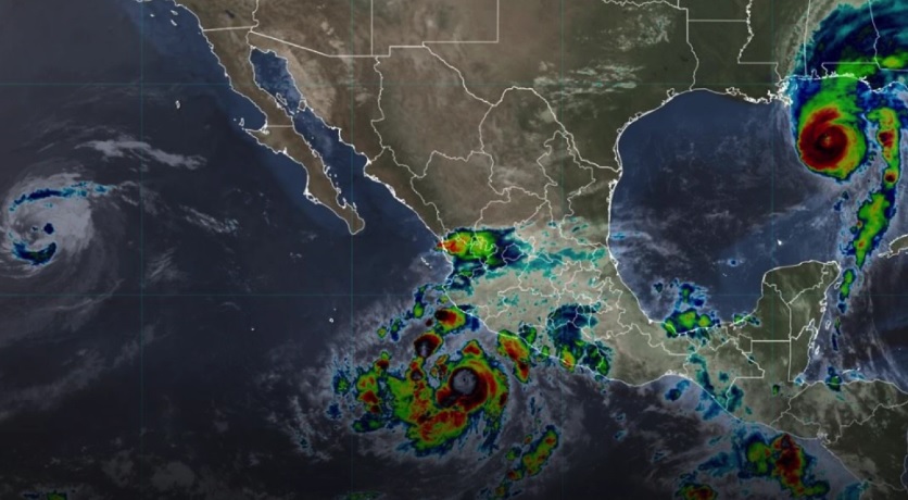 Huracán Simon se intensifica a categoría 2, y se aproxima a costas del occidente de México Huracán Simon se intensifica a categoría 2, y se aproxima a costas del occidente de México